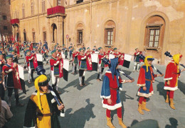 Siena Il Palio Mazzieri E Trombettieri - Siena