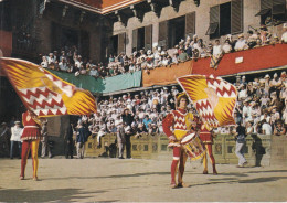 Siena Il Palio Contrada Val Di Montone Corteo Storico Paggio - Siena