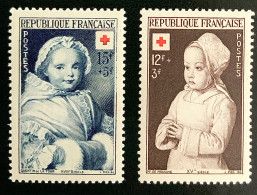 1951 FRANCE N 914 / 915 - CROIX ROUGE - XVIIIe SIÈCLE / XVe SIÈCLE - NEUF** - Unused Stamps
