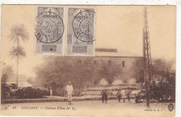GUINEE FRANCAISE. CONAKRY . CHATEAU D'EAU. ANIMATION. . ANNEE 1919 + TEXTE + TIMBRES - Guinée Française