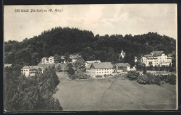 AK Adelholzen /Oberbayern, Ortsansicht Mit Wald  - Autres & Non Classés