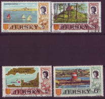 Europe - Jersey - Tourisme - 4 Timbres Différents - 7560 - Jersey