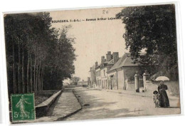 BOURGUEIL AVENUE ARTHUR LEJOUTEUX ANIMEE - Andere & Zonder Classificatie