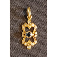 PENDENTIF OR 18 CARATS ORNÉ D'UN SAPHIR 2.5 X 3.5 MM ET DE BRILLANTS - Ref 0/94446 - Pendenti