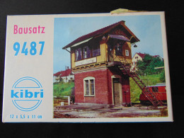 Maquette " Bausatz " 9487, Kibri ( En Partie Monté ), Poste D'aiguillage Ferroviaire - Altri & Non Classificati