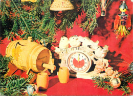 New Year's Greetings Clock And Miniature Wooden Barrel Ornament - Nieuwjaar