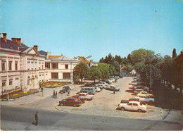 58 - SAN61786 - COSNE SUR LOIRE - La Place Jules Moineau - Editions Nivernaises - CPSM 10x15 Cm - Cosne Cours Sur Loire