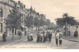 59. N°103720 .valenciennes .au Retour De La Procession Du Saint Cordon . - Valenciennes