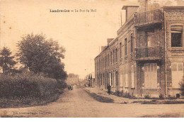 59 .n°108617 . Landrecies . La Rue Du Mail . - Landrecies