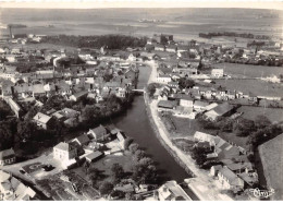 59 - SAN60976 - BOURBOURG - Vue Générale - Le Canal - CPSM 10x15 Cm - Sonstige & Ohne Zuordnung