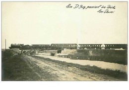 59.DOUAI.n°217.PASSAGE D'UN TRAIN SUR UN PONT REPARE PAR LE GENIE ALLEMAND.CP PHOTO - Douai