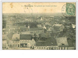 59.BOURBOURG.VUE GENERALE AVEC AVENUE DE LA GARE.TACHES - Autres & Non Classés