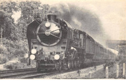 60 - N°86096 - Région Du Nord 2 - Un Express Lourd Du Nord, Remorqué Par La Pacific, Dans La Forêt De CHANTILLY - Chantilly