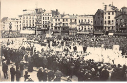 60 - N°83323 - BEAUVAIS - Un Jour De Fête - Procession Religieuse - Carte Photo - Beauvais