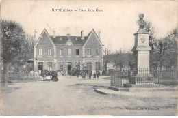 60 - Mouy - SAN21873 - Place De La Gare - Mouy