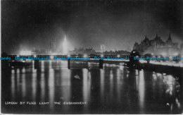 R146909 London. By Flood Light. The Embankment. Night. Photochrom - Other & Unclassified