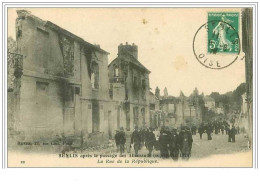 60.CSENLIS.APRES LE PASSAGE DES ALLEMANDS (SEPTEMBRE 1914).LA RUE DE LA REPUBLIQUE - Senlis