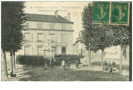 60.CREPY EN VALOIS.n°15666.PLACE GAMBETTA.MONUMENT DES VETERANS - Crepy En Valois