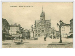 60.COMPIEGNE.LA PLACE DE L'HOTEL DE VILLE.MARCHAND DE GLACES - Compiegne