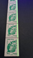 Roulette De 10 Du N° 4597 - PHO Continu Avec Interruption Sur 1 Tp - Neufs ** - Unused Stamps