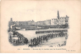 62 - ARRAS - SAN34733 - Revue Du 14 Juillet Sur La Grand'Place - Arras