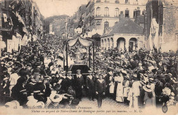 62 - BOULOGNE SUR MER - SAN55449 - Grande Procession - Statue En Argent De Notre Dame De Boulogne Portée Par Les Marins - Boulogne Sur Mer