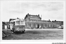 CAR-AAHP5-59-0426 - AVESNES - La Gare - Autobus - Avesnes Sur Helpe