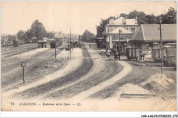 CAR-AAGP4-61-0375 - ALENCON - Interieur De La Gare - Train - Carte Vendue En L'etat - Alencon