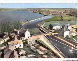 CAR-AAKP9-58-0944 - BAYE - L'écluse De Baye Sur Le Canal Du Nivernais - Andere & Zonder Classificatie