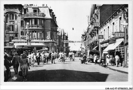 CAR-AAJP7-62-0602 - BERCK-PLAGE - Rue De L'Imperatrice - Salon De Thé, Glacier - Berck