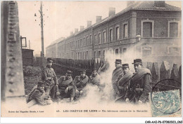 CAR-AAIP6-62-0498 - LENS - Les Grèves - Un Bivouac Coron De La Bataille - Lens