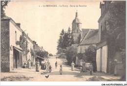 CAR-AAIP5-61-0433 - LA MESNIERE - Le Bourg - Route De Bazoches - Autres & Non Classés