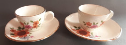 Lot 2 - 2 Tasses Et 2 Soucoupes Vintage (café Ou Thé) Céramique De GIEN Années 60/70. Blanc Crème Décor Florale - Cups