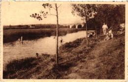 FLORENVILLE / PAYSAGE SUR LA SEMOIS - Florenville