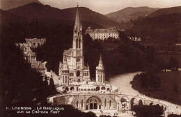 FRANCE - Lourdes - La Basilique - Vue Du Château Fort - Carte Postale Ancienne - Lourdes