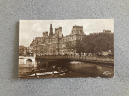 Paris Hotel De Ville Carte Postale Postcard - Cafés, Hôtels, Restaurants