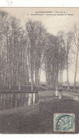 COUDEVILLE : T.RARE CPA DE L AVENUE DU CHATEAU DE VILLIERS..1908.ANIMEE 2 FEMMES.T.B.ETAT PETIT PRIX - Autres & Non Classés