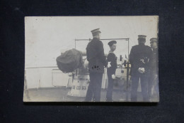 PHOTOGRAPHIES - Photo Prise à Bord D'un Navire à Venise En 1916 ( Voir Au Dos)  - L 152762 - Beroemde Personen