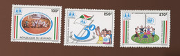 1998. Burundi    1086-1088 **.  Mi. 1841/43 **  Villages D'Enfants - Unused Stamps