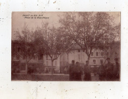 PONT-SAINT-ESPRIT PLACE DE LA REPUBLIQUE ( GROUPE DE POILUS ) - Pont-Saint-Esprit