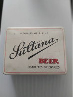 SCATOLA DI LATTA METALLO VUOTA SIGARETTE SULTANA BEER CIGARETTES ORIENTALES - Schnupftabakdosen (leer)