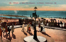 N°3814 W -cpa Soulac Sur Mer -le Ponton Contre Jour- - Soulac-sur-Mer