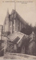 LE MONT ST MICHEL, LES REMPARTS COTE NORD REF 16719 - Le Mont Saint Michel