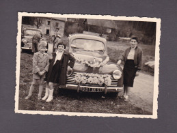 Photo Originale Vintage Snapshot Oldtimer Car Voiture Peugeot 203  Fleurie Gerardmer En 1954 (3960) - Coches