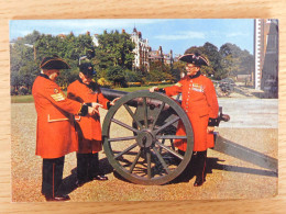 ANGLETERRE - London - Chelsea Pensioners - Andere & Zonder Classificatie