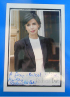 AUTOGRAPHE DE RACHIDA DATI SUR PHOTO - Político Y Militar