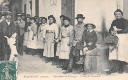 ROQUEFORT (Aveyron) - Fabrication Du Fromage - Groupe De Cabanières - Voyagé 1910 (2 Scans) - Roquefort