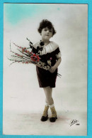 * Fantaisie - Fantasy - Fantasie (Enfant - Child - Kind) * (Léo 156) Girl, Fille, Meisje, Portrait, Fleurs, Flowers, Old - Retratos