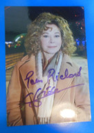 AUTOGRAPHE DE GRACE DE CAPITANI SUR PHOTO - Acteurs & Comédiens