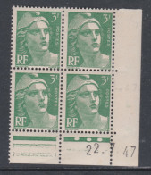 France N° 716A XX  Marianne Gandon 3 F. Vert En Bloc De 4 Coin Daté Du 22 . 7 . 47, 3 Points  Blancs Sans Charnière, TB - 1940-1949